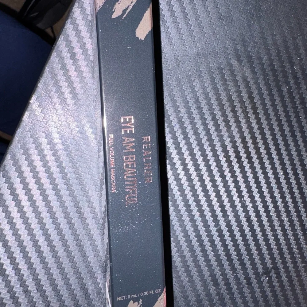 RealHer mascara eyelash